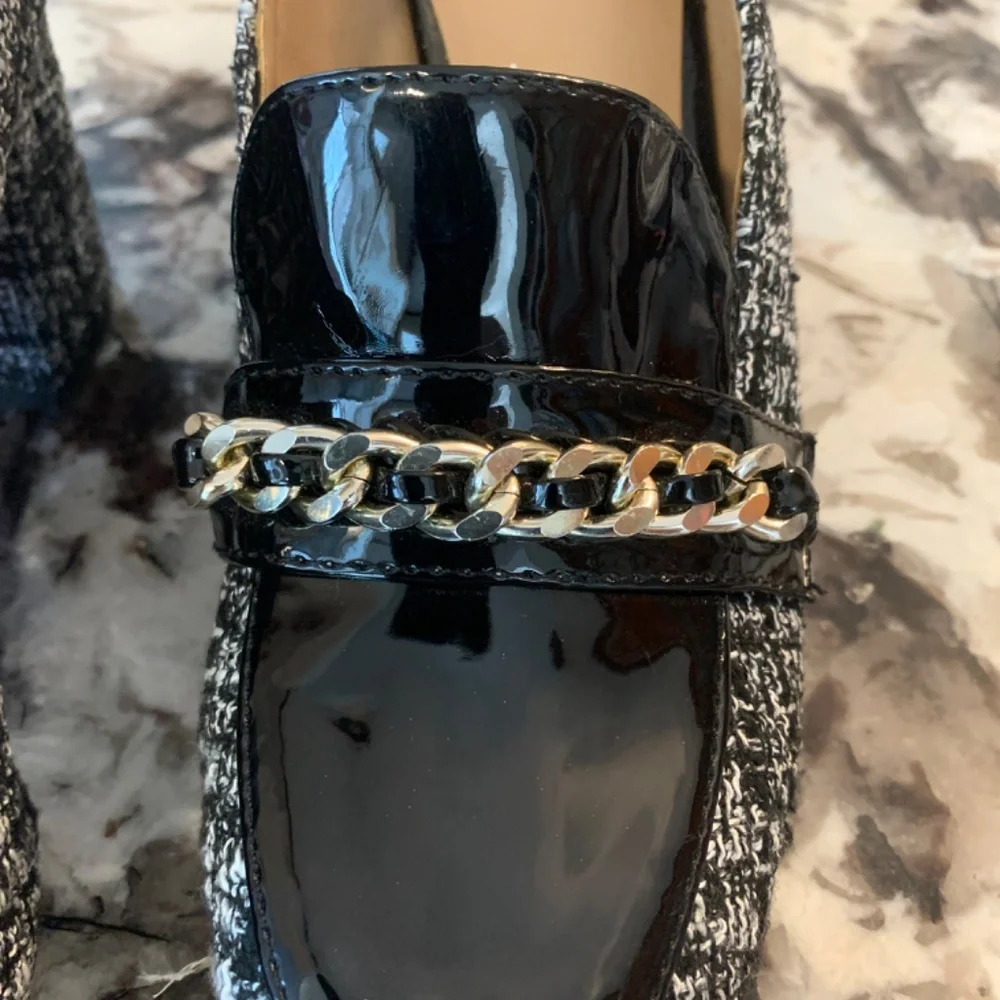 Crown& Ivy buckle loafer heels.‎ Worn about 5x
